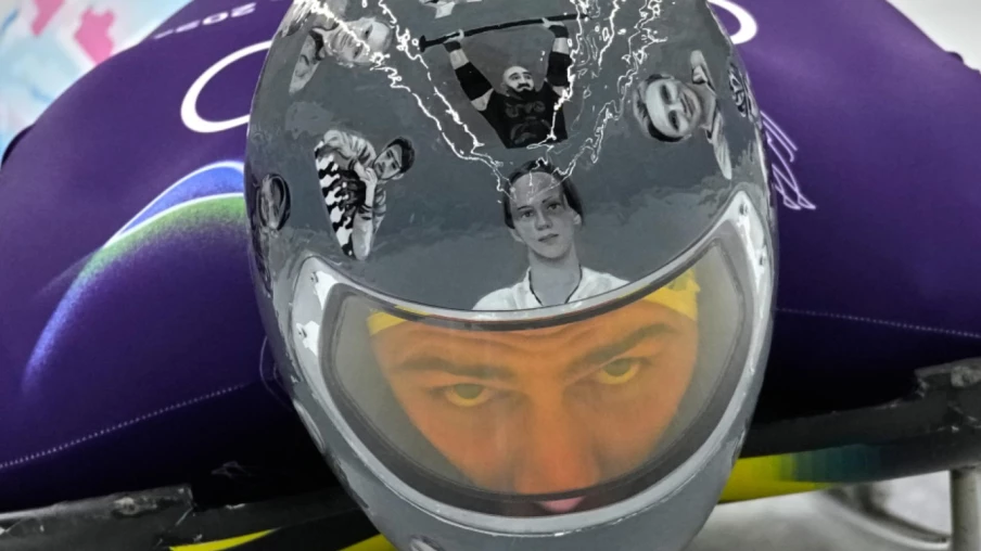 Le CIO autorise le porte-drapeau ukrainien à porter un brassard noir