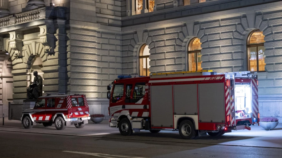 Aile est du Palais fédéral évacuée à Berne après fausse alarme incendie