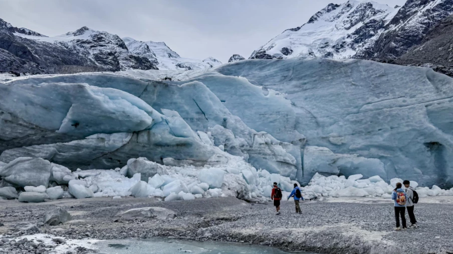 À Martigny, exposition sur les enjeux climatiques du Valais avec IA