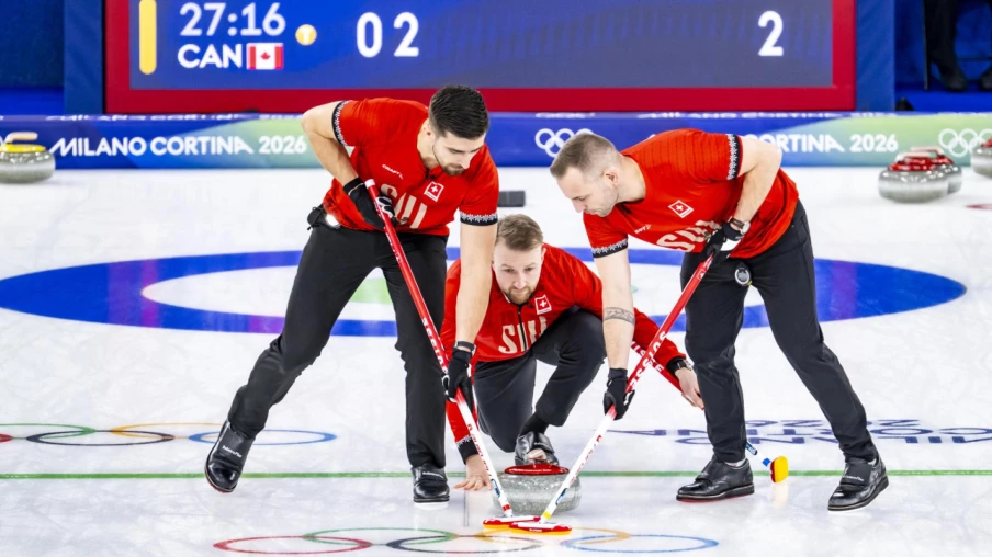 Yannick Schwaller : la Suisse bat le Canada 9-5 et reste invaincue