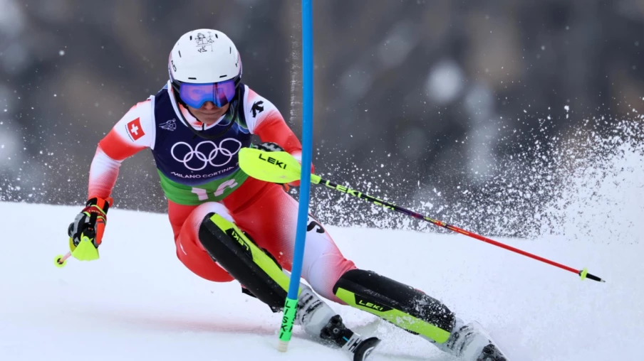 Wendy Holdener renonce au géant olympique de Cortina