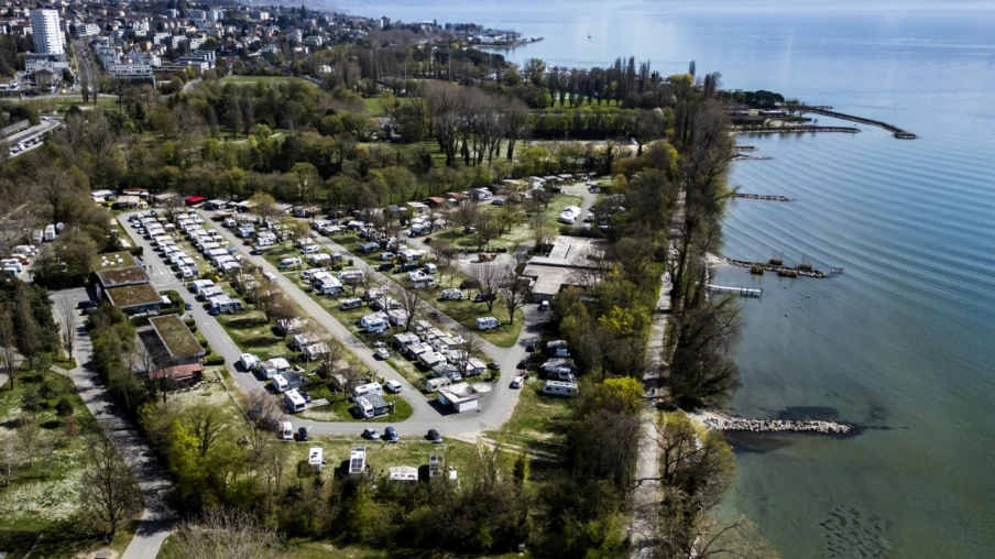Microplastiques: réduction de 95 % après traitement de l'eau du Léman