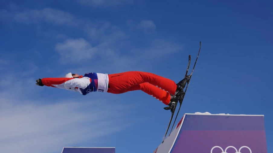Aerials: Lina Kozomara éliminée en qualifications, 23e