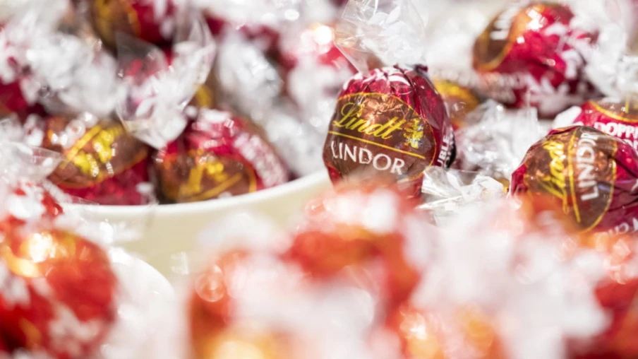 Lindt condamné à indemniser le Comité Champs-Elysées pour un spot