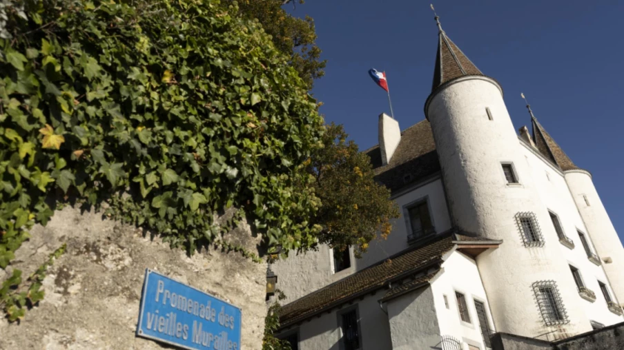 Exposition Jean Lurçat au château de Nyon: tapisserie et céramiques