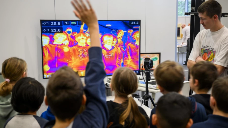 Vaud : 3e salon MINT à l'EPFL, des milliers d'enfants attendus