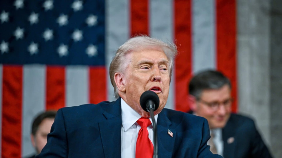 Trump au Congrès : discours fleuve et autosatisfaction avant novembre