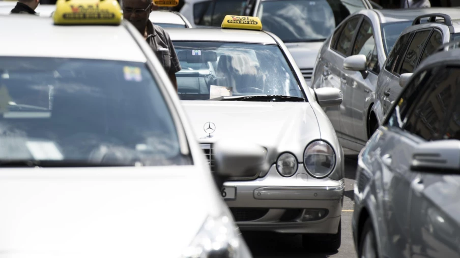 Taxis lausannois: passage à l'électrique reporté à 2030