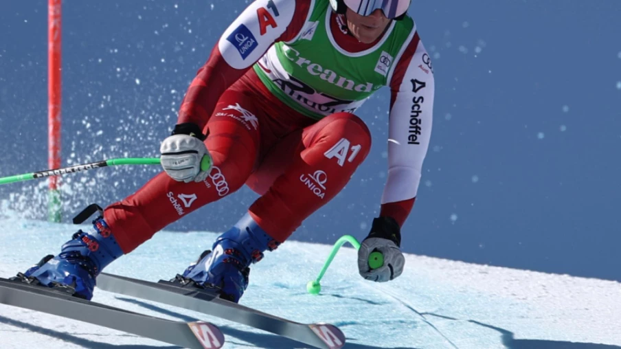 Ricarda Haaser : fracture du tibia au super-G de Soldeu