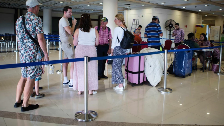 Attaques contre l'Iran: aucun Suisse blessé, certains bloqués (DFAE)