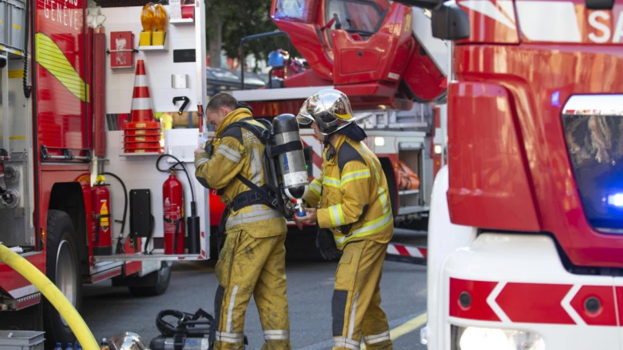 Incendie: le cycle d'orientation du Foron à Thônex fermé