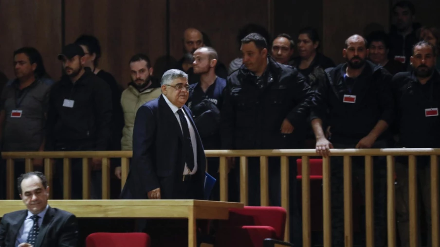 Dirigeants d'Aube dorée reconnus coupables d'organisation criminelle