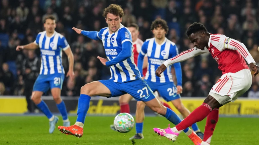 Premier League : Arsenal s'impose à Brighton, City tenu en échec