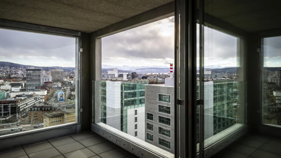 Berne veut réduire les collisions d'oiseaux avec vitres et façades