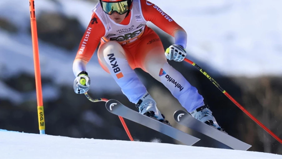 Laura Pirovano bat Corinne Suter de 0,05 s en descente à Val di Fassa