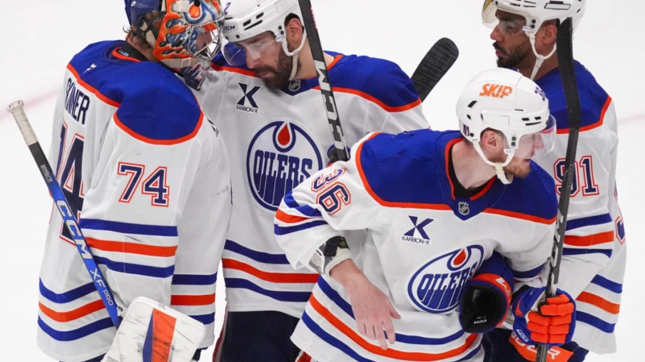 Les Stars perdent l'avantage de la glace face aux Oilers