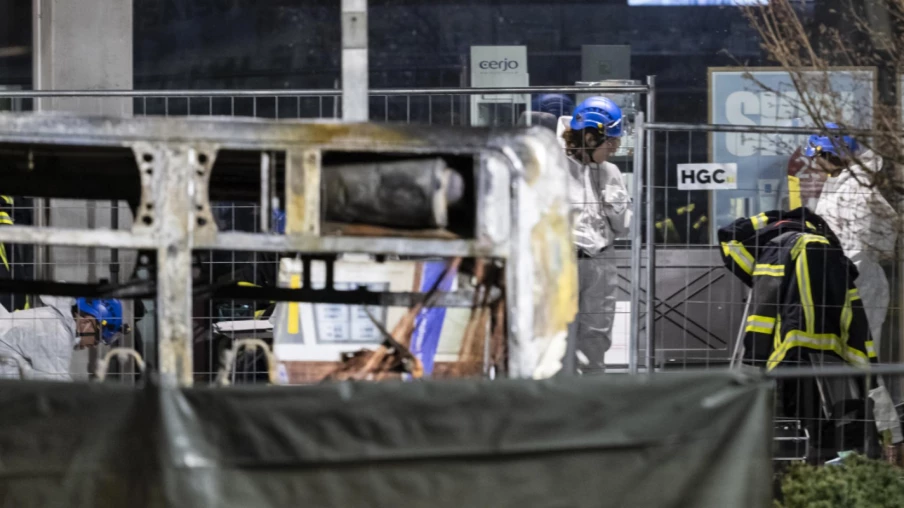 Incendie volontaire suspecté dans le car postal de Chiètres, 6 morts
