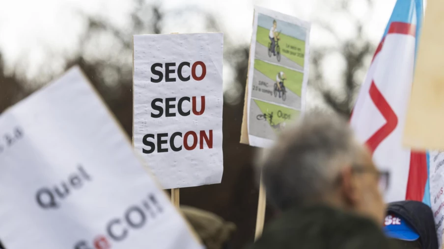 Allocations chômage: retards en Valais, le canton renvoie au SECO