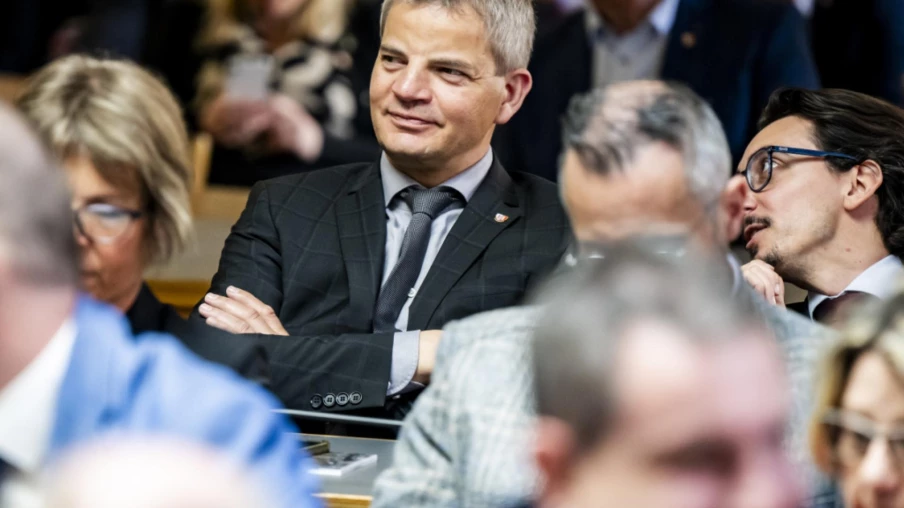 PLR demande une révision par étapes de la constitution valaisanne