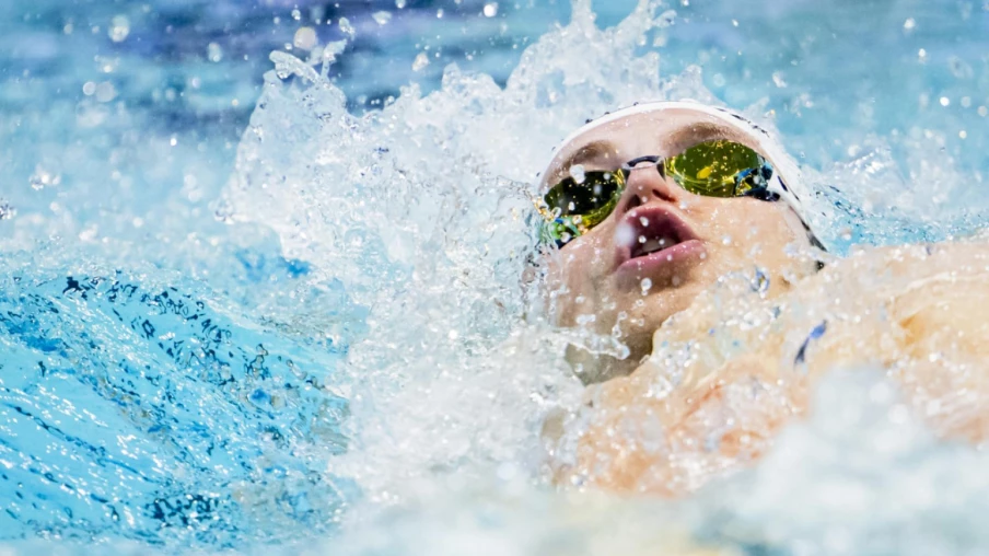 Mityukov signe la meilleure perf mondiale sur 200 m dos à Lausanne