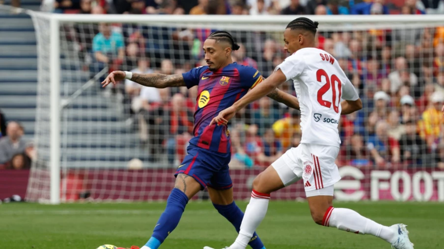 Sow marque, Séville cède 5-2 au Barça, Vargas de retour