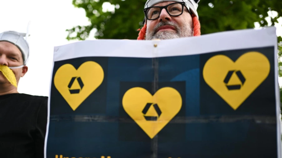 UniCredit vise plus de 30 % chez Commerzbank via une OPE à 35 Md€