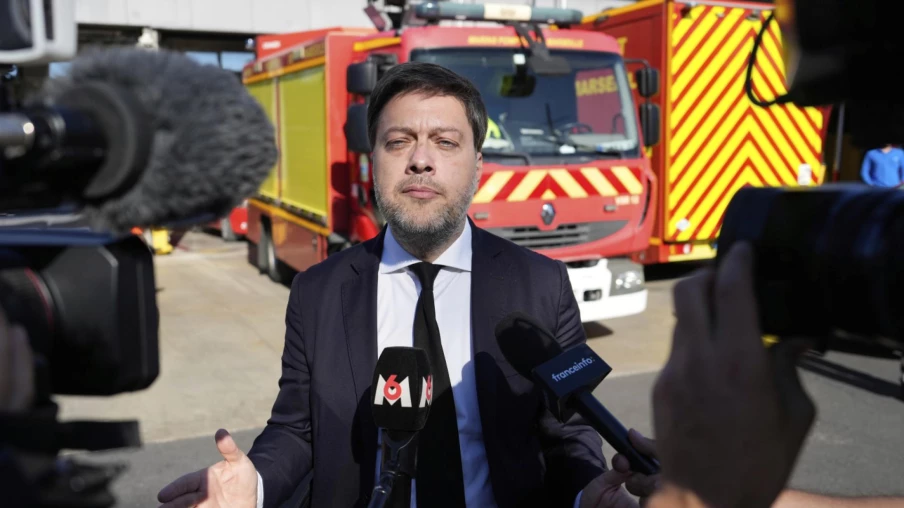 Municipales: la gauche s'allie à LFI ailleurs, pas à Paris ni Marseille