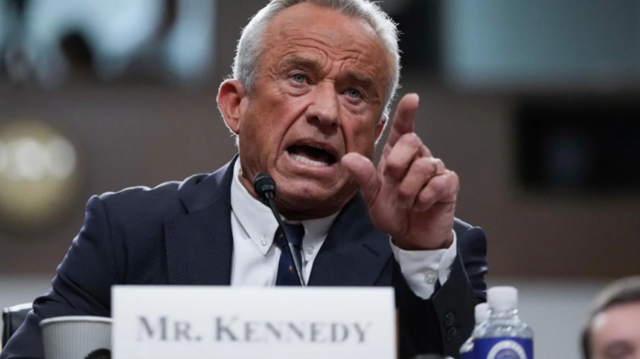 Un juge suspend la refonte vaccinale lancée par Robert Kennedy Jr.