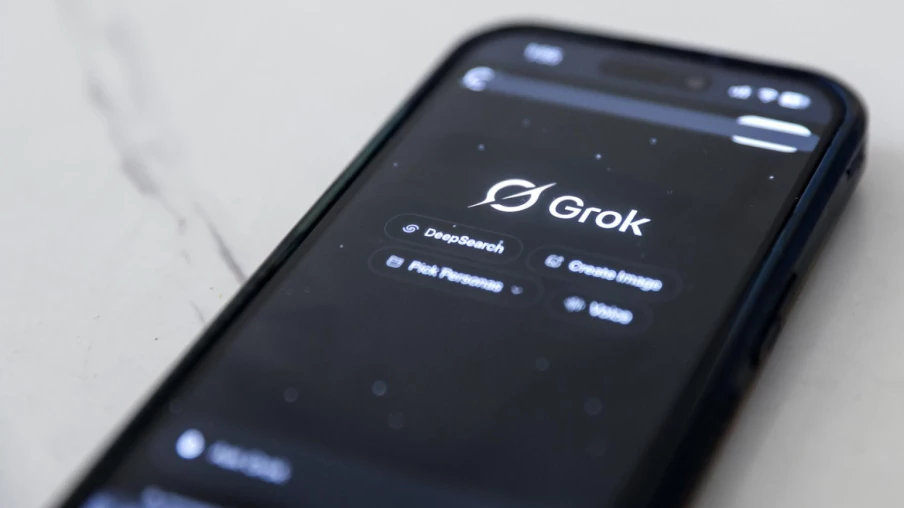 Trois adolescentes poursuivent xAI pour deepfakes et images dénudées