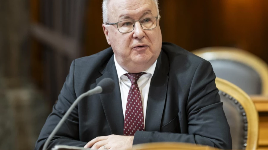 Conventions collectives étendues primeront sur les salaires cantonaux