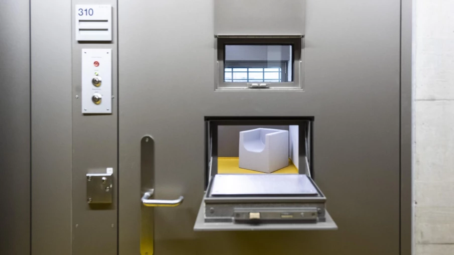 Parlement veut durcir la libération conditionnelle des condamnés à vie