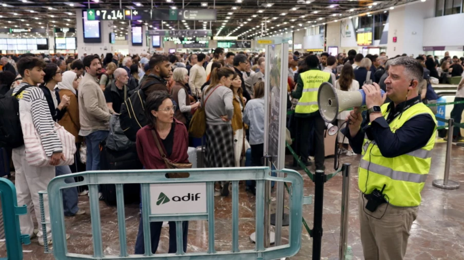 Panne de courant en Espagne et au Portugal: une surtension en cause