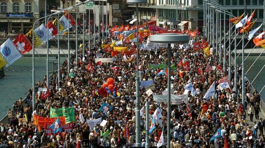 Genève : projet limitant les manifestations du samedi en suspens