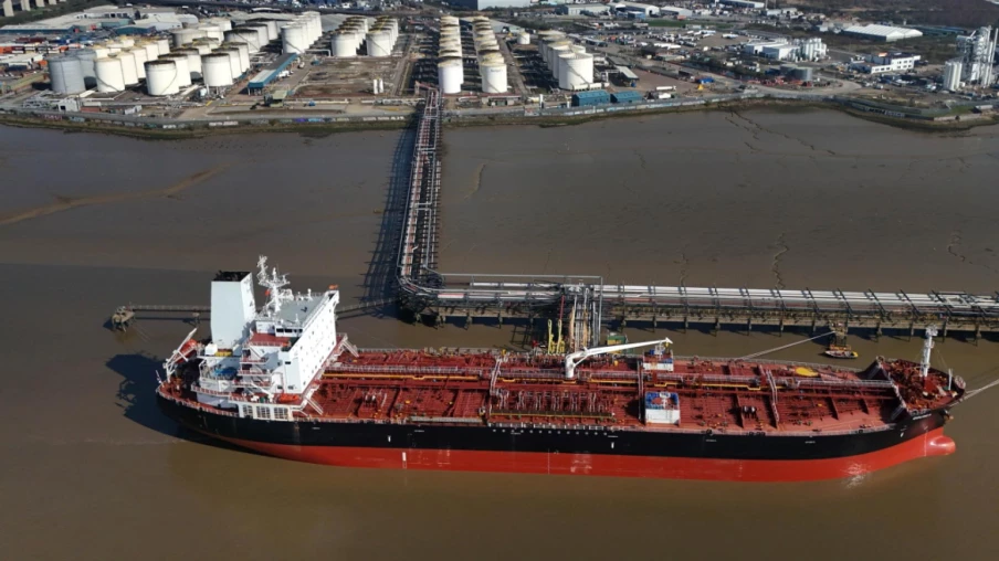 États-Unis autorisent vente du pétrole iranien en mer avant le 20 mars