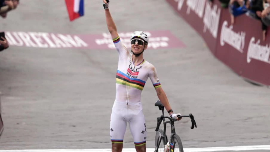 Tadej Pogacar prêt à briser la malédiction à Milan-Sanremo