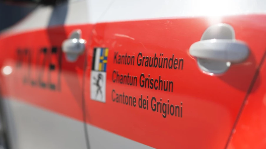 Sedrun (Grisons) : une voiture percute un groupe scolaire, une morte