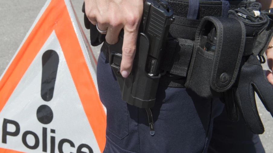 Délit de fuite et course-poursuite: arrestation dans le Jura bernois