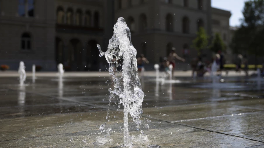 Les jets d'eau de la Place fédérale à Berne redémarrent lundi à 11h