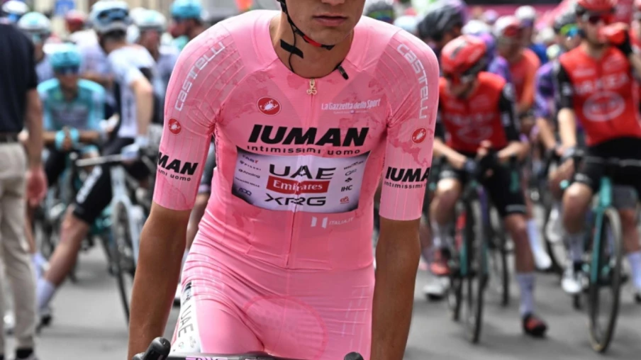 Giro: la 15e étape pour Verona, Del Toro reste en rose