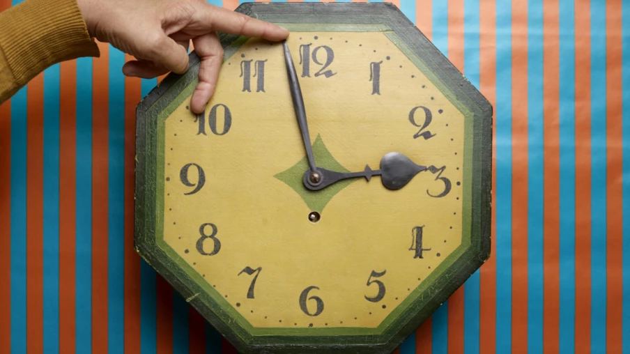 Dimanche matin : passage à l'heure d'été en Suisse, horloges avancées