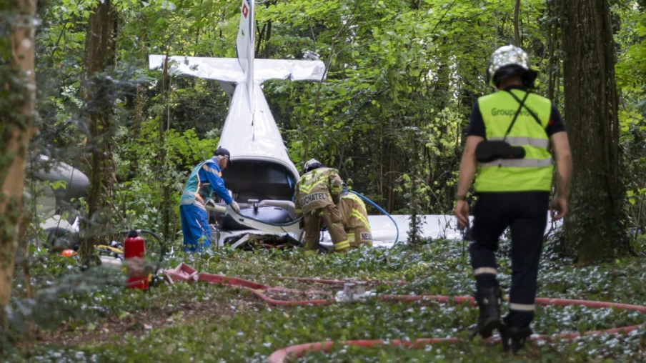 Neuchâtel: directeur jugé pour homicides après accident d'avion mortel