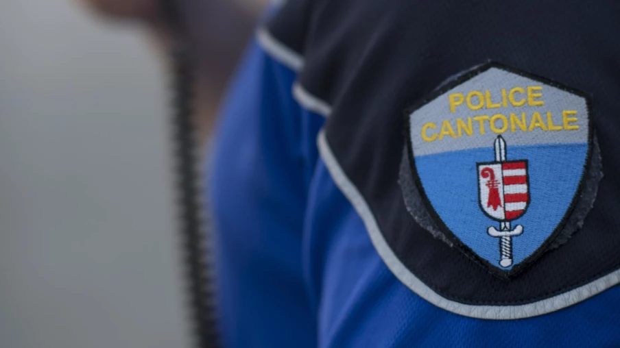 Excès de vitesse : motard flashé à 77 km/h en zone 30 à Delémont