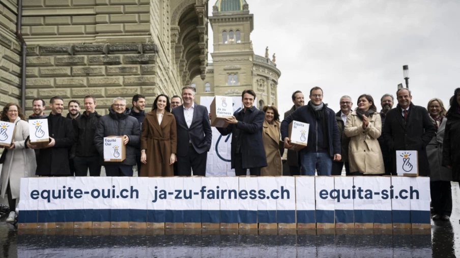 La commission rejette l'initiative du Centre sur l'imposition commune