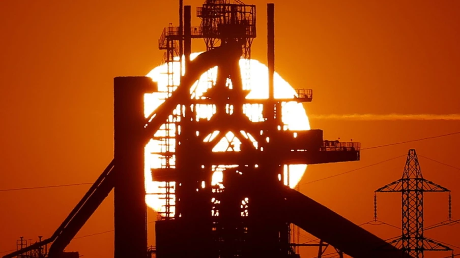 Pétrole : l'AIE prête à un nouveau déstockage si nécessaire