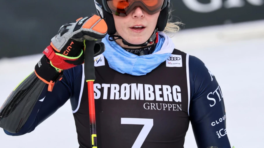 Mikaela Shiffrin remporte sa 6e coupe du monde, égalant Moser-Pröll
