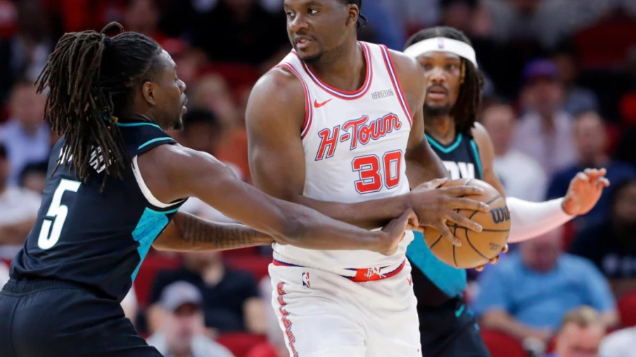 Capela : les Rockets battus 110-108 en prolongation par Minnesota