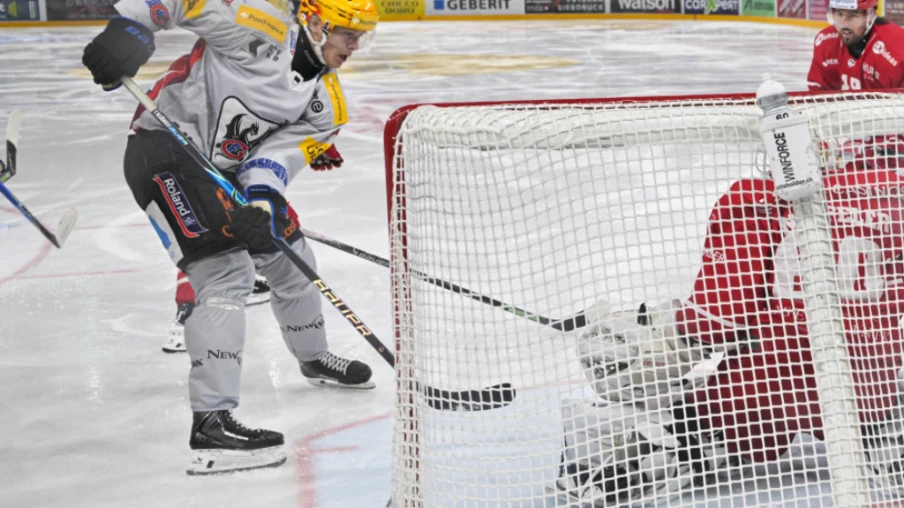Fribourg-Gottéron égalise 2-2 en quart de finale contre Rapperswil