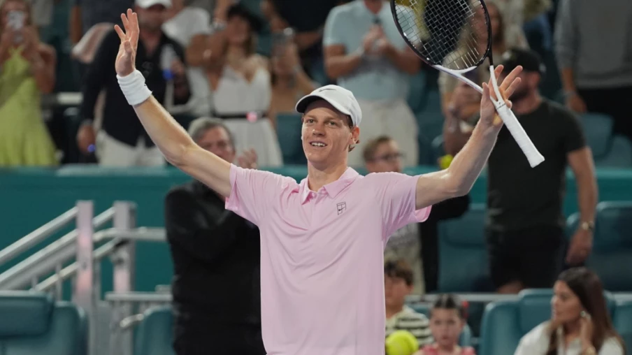 Sinner en finale à Miami contre Lehecka et vise le Sunshine Double