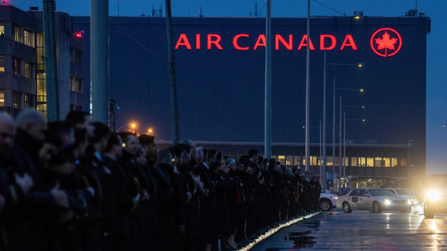 Air Canada : Rousseau part après la polémique sur son français