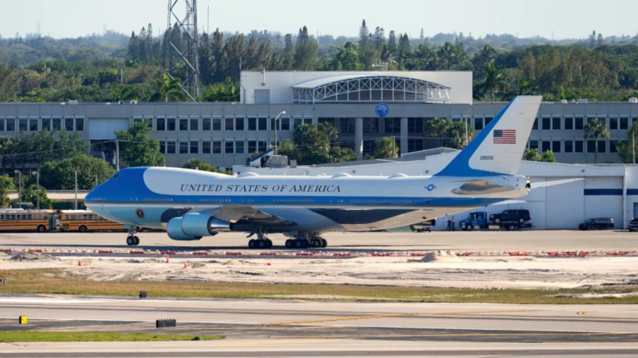 Floride : l'aéroport de Palm Beach bientôt rebaptisé au nom de Trump